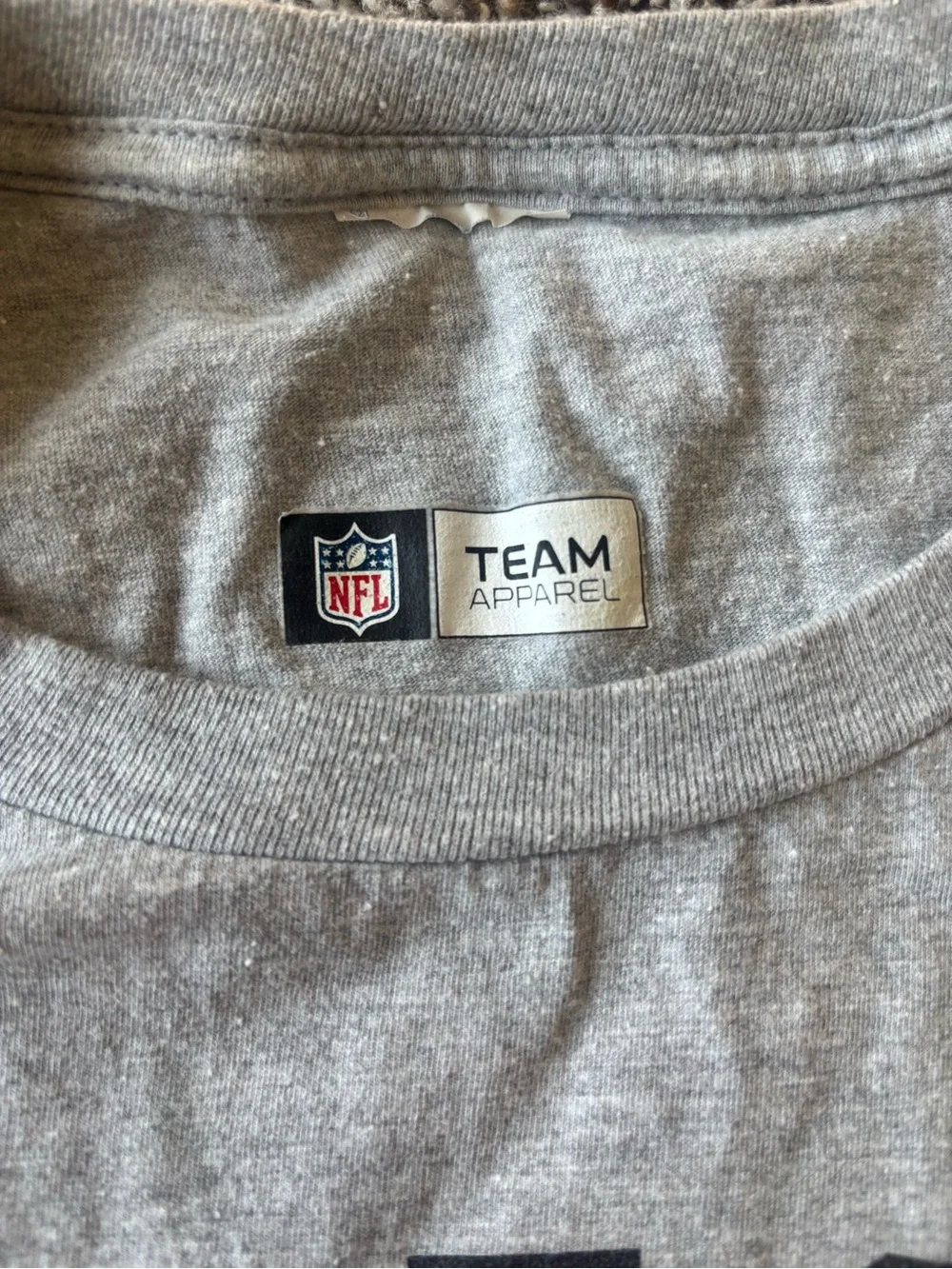 Arizona Cardinals NFL Team Apparel Gray Crop Tee - Picture 4 of 4